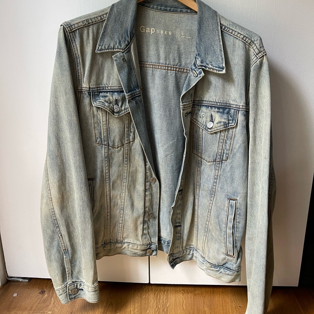 GAP Blue Jean Jacket Classic Denim Style